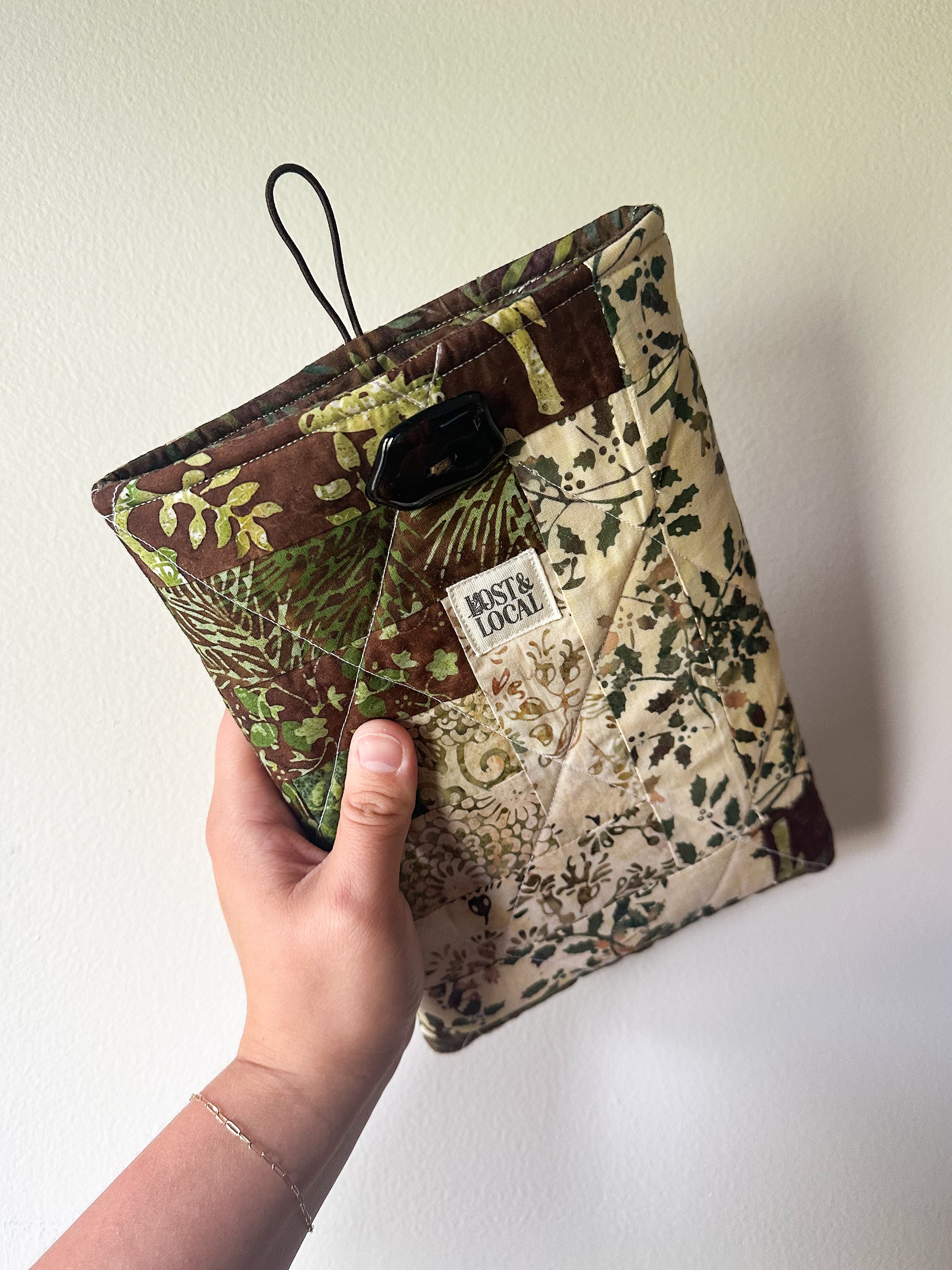 Quilted Book Sleeve