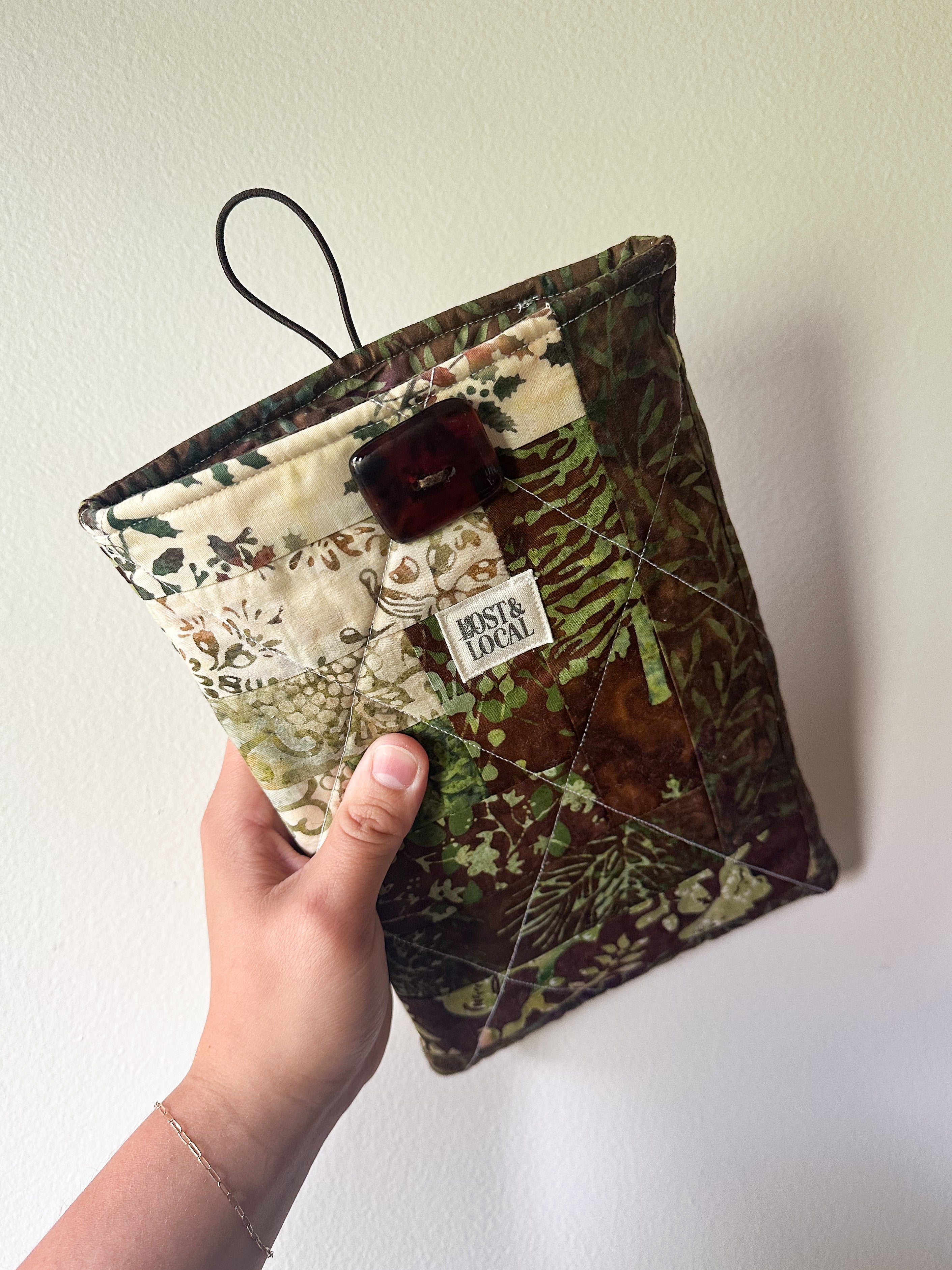 Quilted Book Sleeve