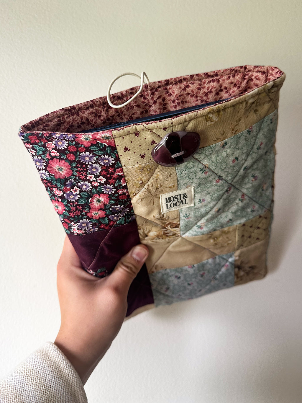 Quilted Book Sleeve XL