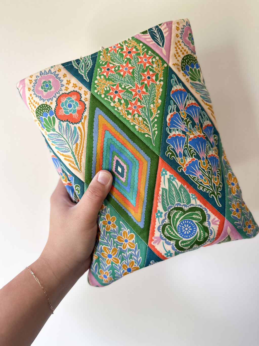 Quilted Book Sleeve XL
