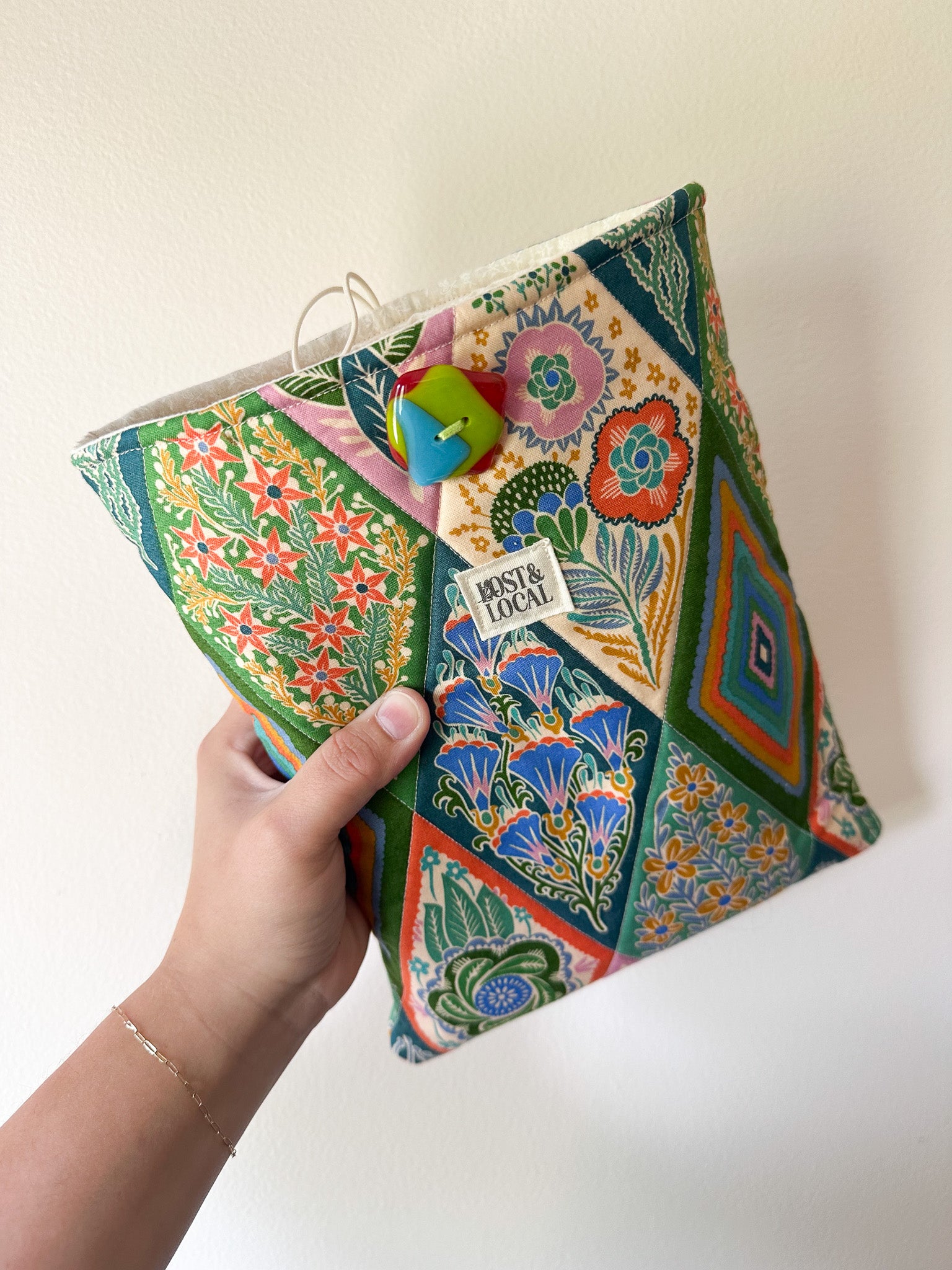 Quilted Book Sleeve XL